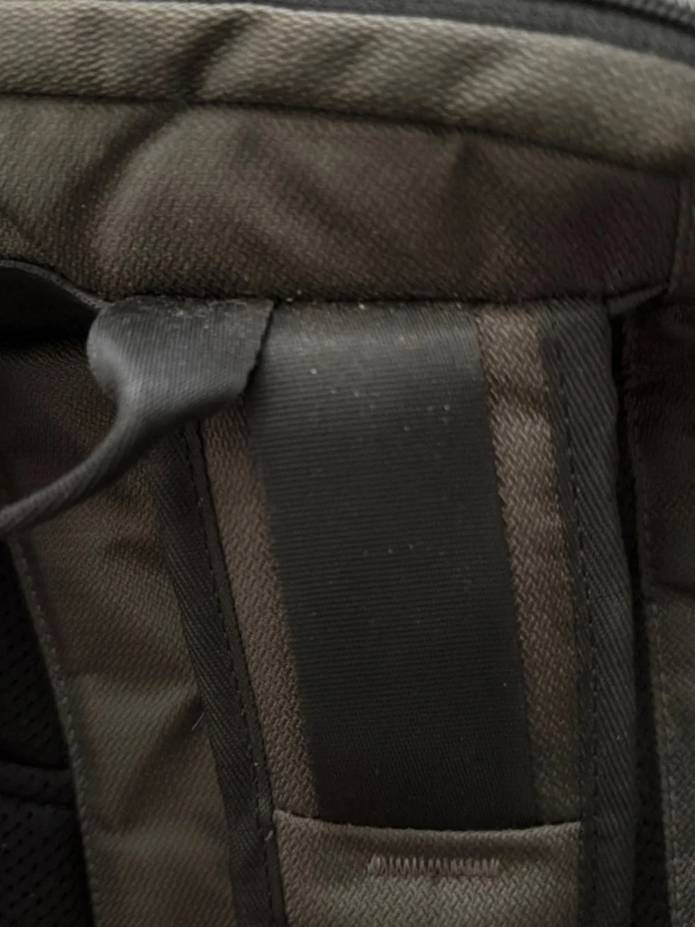 Samsonite Olive Green Men's Backpack with Black Accents